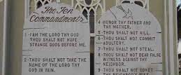 You are currently viewing Should We Keep The 10 Commandments?